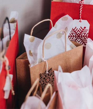 Holiday ecommerce gift bags